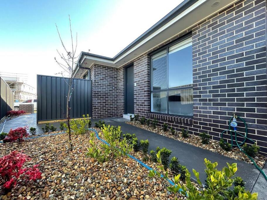 Comfy 1 Bedroom Catherine Field Apartment Narellan